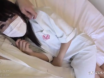 Hairy Japanese teenie Angel 16956 heads insane on lollipop with her mouth and gives a sizzling suck off in Japanese