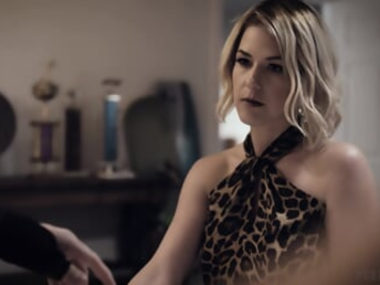 Kit Mercer's Milf skills will make you spit while eyeing her in 4K Ultra HD