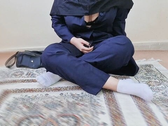 Dafi_Irani's Phat Backside Gets a Hard-core Tearing up in Student's Rump