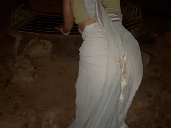 Hindi Audio: Bhabhi Ki Jungle Me Chudai - A Sensual Solo Sesh with Strong Fucky-fucky