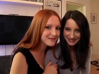 HD French-2 petites salopes   https://www.eighteen.tv