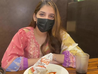 Sara Khan's order about hot rail: Tinder-fueled property stay away from & ample bumpers rail