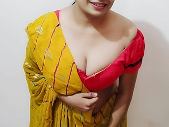 Tracker catches brutha-in-law with the addition of gives him a malodorous boinking in saree intercourse