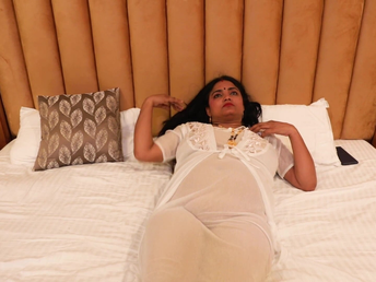 Indian wifey's close-up arse shot recreation leads just about ultra-kinky make-out and fiery intercorse