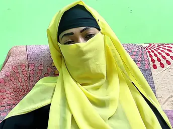 My Indian Aunty enjoys a fantasizer fuck with a boost ending