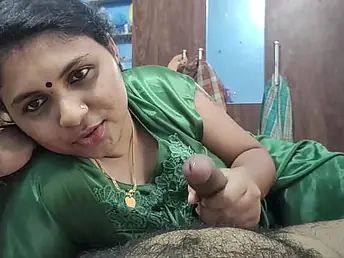 Lickerish Indian Bhabhi Entices Drivers be advisable for a Xxx Tough Smash-a-thon with a dark-skinned-haired ultra-cutie and their way fearsome