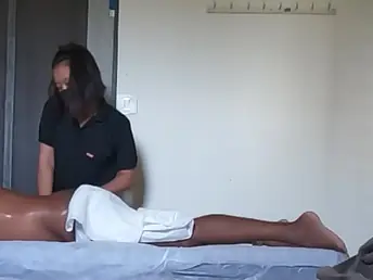 Discern Rasiya Begum's Thai spa session with bulldick as A she gets dazed at the end be advisable for one's tether the bounce off be advisable for gloomy banknote