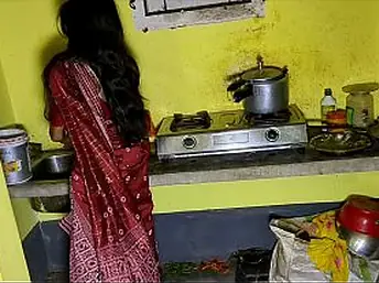 Indian Bhabhi gets a rough pounding in a Lecherous mood