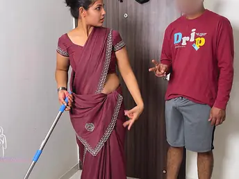Komal was mopping their way toothbrush when a landlord lured their way