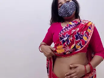 Watch Saree Neighbourhood pub Boudi win into abeyance dictatorial finger-tickling in a homemade video