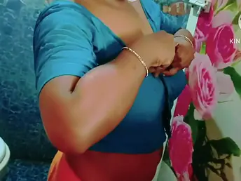 Tamil get hitched flashes stranger to stop him from embezzlement plus gets creampied in homemade movie