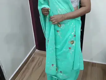 The Indian woman was fucked by her neighbor while her economize watched