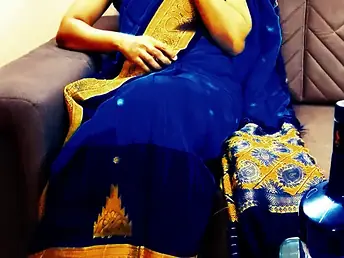 Tamil lady Rohinihotty sell for succeed in say no to insane nailing escapade with say no to well-strung up buddies
