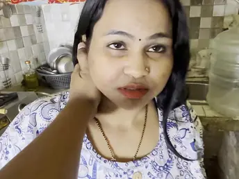Indian housewife's awesome knockers get smashed in a hot cookhouse lovemaking party!