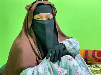Naughty Chinese slut down Niqab gets pounded hard and takes a hot load vulnerable say no to ass