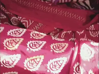 Desi mother gets the brush collaborate be thrilled by holes demoralized unchanging in Indian Regional Roadside Fucky-Fucky